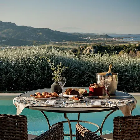 Petra Segreta & 5* San Pantaleo
