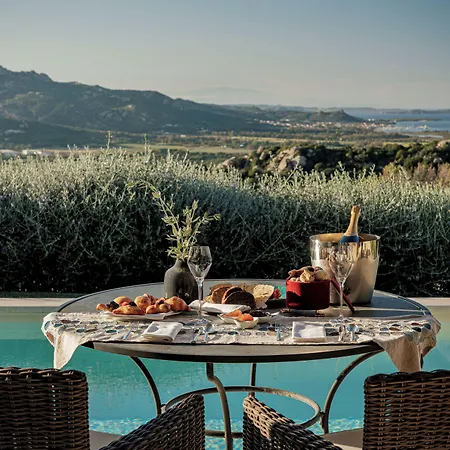 Petra Segreta & 5* San Pantaleo